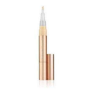ACTIVE LIGHT™ UNDER-EYE CONCEALER